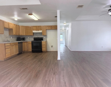 142 Nuuanu Ln - Photo Thumbnail 6