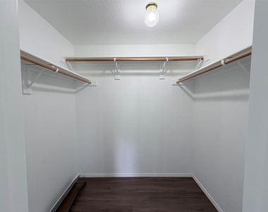 142 Nuuanu Ln - Photo Thumbnail 10
