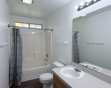 142 Nuuanu Ln - Photo Thumbnail 15