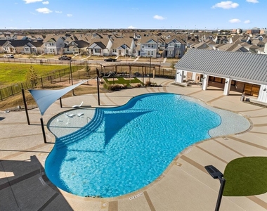 117 Keltic Dr - Photo Thumbnail 25