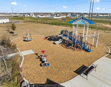 117 Keltic Dr - Photo Thumbnail 26