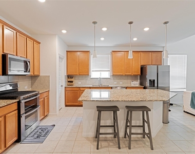 237 Sand Lily Ln - Photo Thumbnail 4
