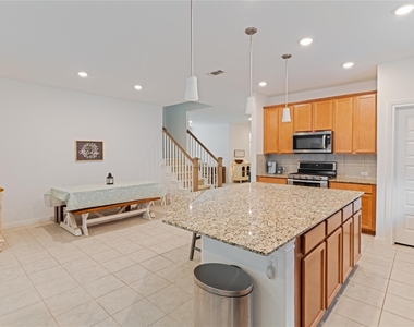 237 Sand Lily Ln - Photo Thumbnail 6