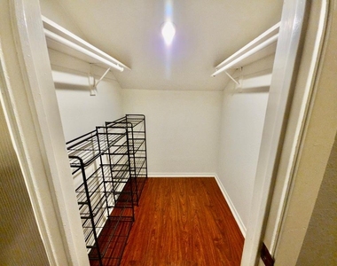 2500 Burleson Rd - Photo Thumbnail 12