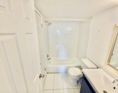 2500 Burleson Rd - Photo Thumbnail 13
