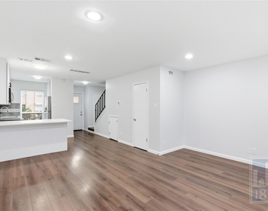 3820 Southway Dr - Photo Thumbnail 8