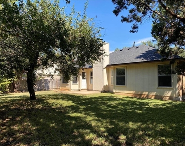 1707 Timberwood Dr - Photo Thumbnail 24