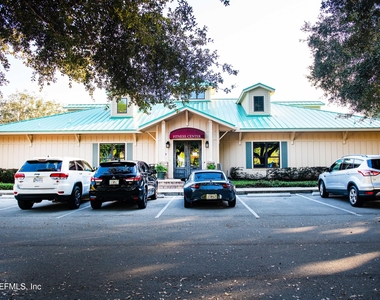 955 Registry Boulevard - Photo Thumbnail 22
