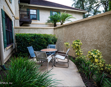 955 Registry Boulevard - Photo Thumbnail 17