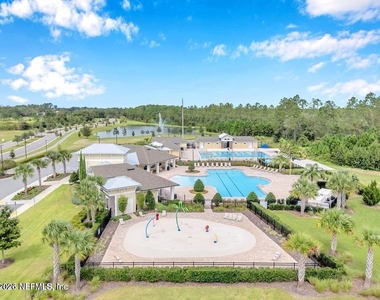 2385 Oak Stream Drive - Photo Thumbnail 16