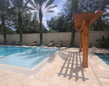 955 Registry Boulevard - Photo Thumbnail 30