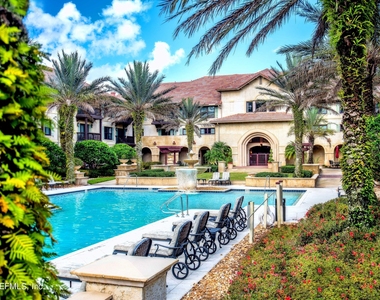 955 Registry Boulevard - Photo Thumbnail 19