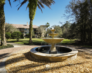 955 Registry Boulevard - Photo Thumbnail 22