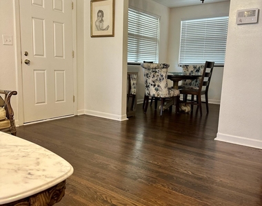 5351 Royce Avenue - Photo Thumbnail 5