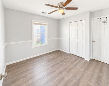828 Huron Court - Photo Thumbnail 8
