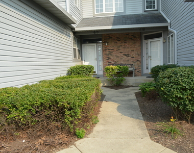 613 W Parkside Drive - Photo Thumbnail 1