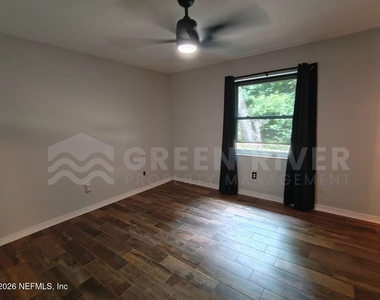 1549 Sonoma Court - Photo Thumbnail 25