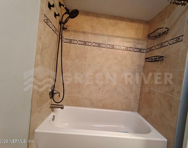 1549 Sonoma Court - Photo Thumbnail 17