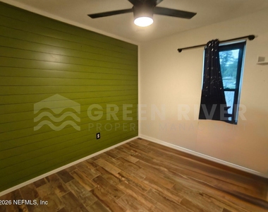 1549 Sonoma Court - Photo Thumbnail 21