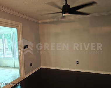 1549 Sonoma Court - Photo Thumbnail 29