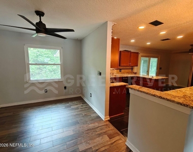 1549 Sonoma Court - Photo Thumbnail 11