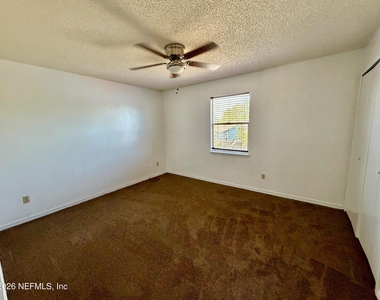 11548 Willet Court N - Photo Thumbnail 4