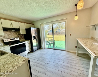 11548 Willet Court N - Photo Thumbnail 1