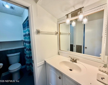 11548 Willet Court N - Photo Thumbnail 5