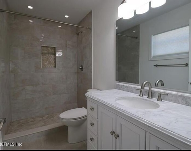 130 Southwind Circle - Photo Thumbnail 11