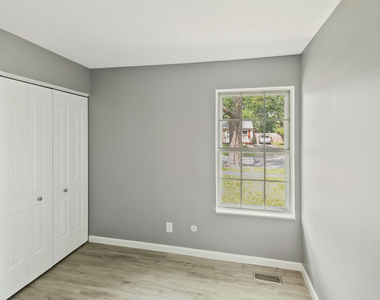 164 Galewood Drive - Photo Thumbnail 5