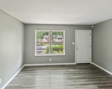 164 Galewood Drive - Photo Thumbnail 7
