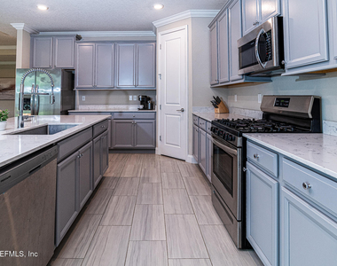 75 Diamondback Avenue - Photo Thumbnail 7