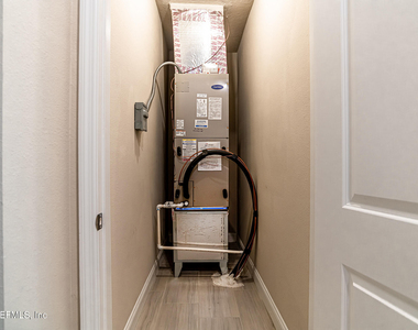 75 Diamondback Avenue - Photo Thumbnail 38