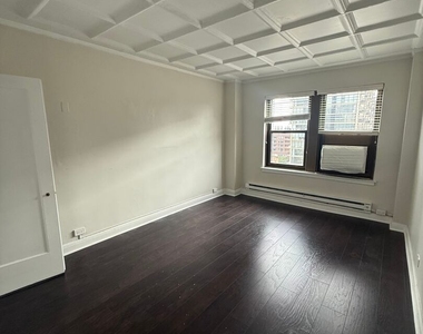 1211 N Lasalle Street - Photo Thumbnail 5