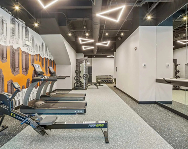 1211 N Lasalle Street - Photo Thumbnail 15