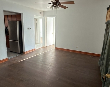 5205 South 73rd Ct 73rd Court - Photo Thumbnail 1