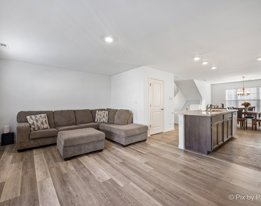2544 Alison Avenue - Photo Thumbnail 8