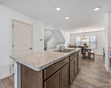 2544 Alison Avenue - Photo Thumbnail 5