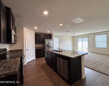 9086 Tahoe Lane - Photo Thumbnail 12