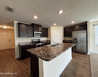 9086 Tahoe Lane - Photo Thumbnail 13