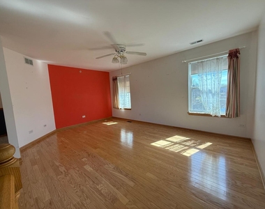 601 Blue Springs Drive - Photo Thumbnail 4