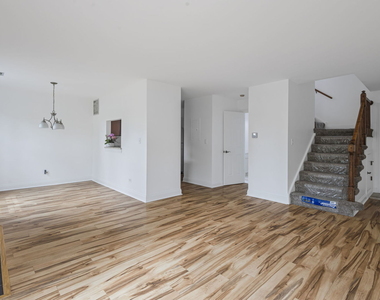 11 Foxcroft Road - Photo Thumbnail 5