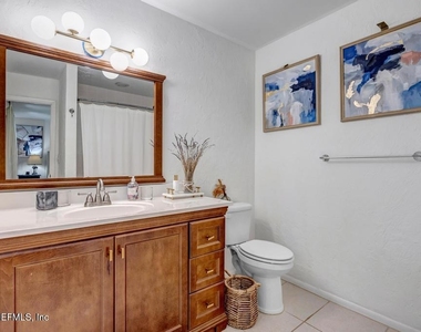 695 A1a - Photo Thumbnail 26