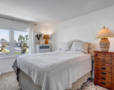 695 A1a - Photo Thumbnail 28