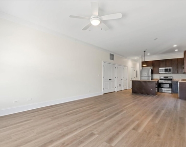 2500 Green Bay Road - Photo Thumbnail 2