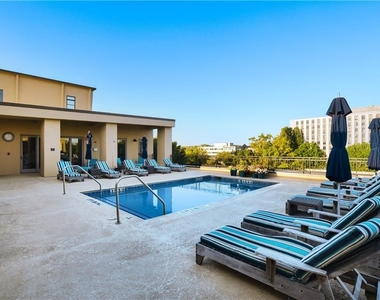 201 W Ponce De Leon Avenue - Photo Thumbnail 12