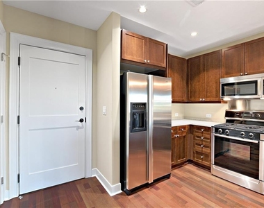 201 W Ponce De Leon Avenue - Photo Thumbnail 2