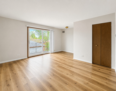 7915 S 84th Avenue - Photo Thumbnail 7