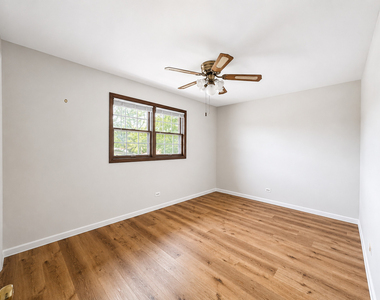 7915 S 84th Avenue - Photo Thumbnail 6