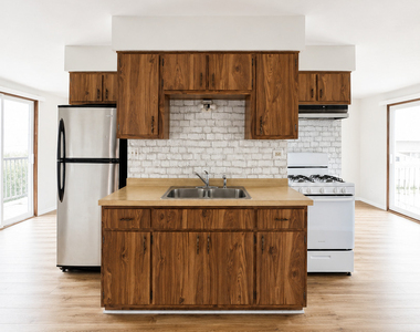 7915 S 84th Avenue - Photo Thumbnail 8